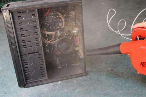 Win7电脑C盘爆红怎么清理?深度瘦身C盘教程