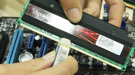 Win10开机后显示器无信号怎么办?