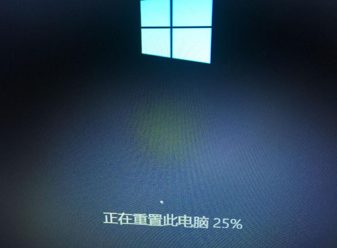 Win10恢复重置电脑的进度卡住了怎么办?
