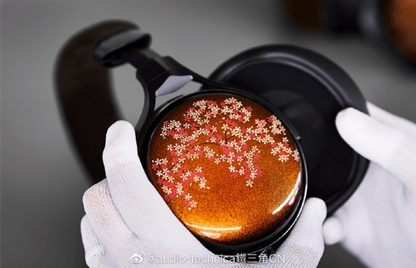 实木音腔!铁三角六十周年限量ATH-W2022耳机来了