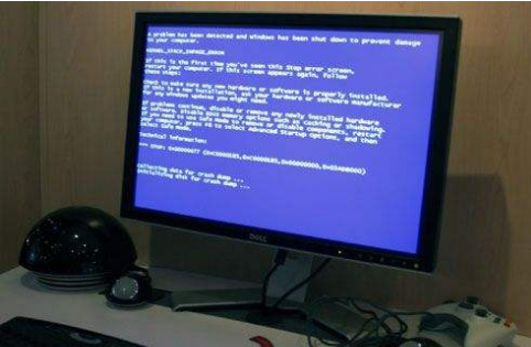 Win7运行内存满了导致系统死机怎么办?