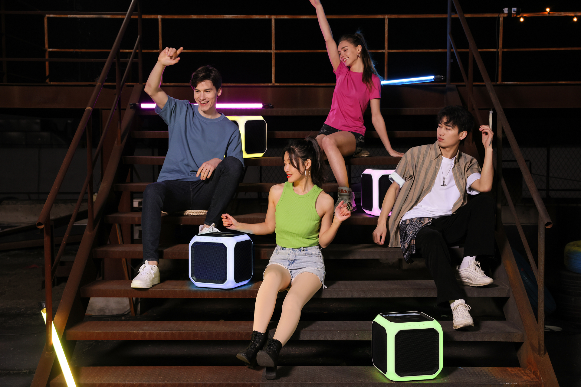 魔力派对 声色俱佳，飞利浦X7207派对音箱首测