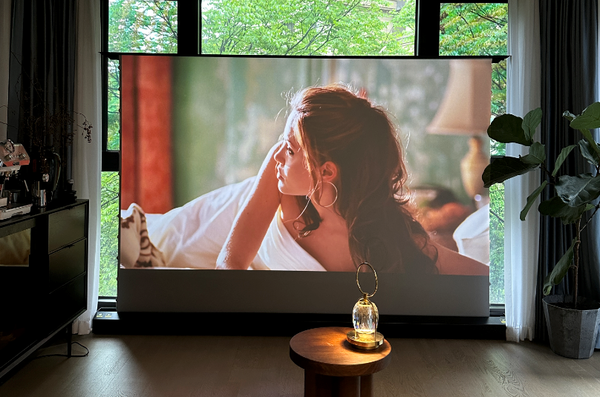 2023年客厅投影仪什么牌子好?明确亮度决定画面,只能选择当贝X5